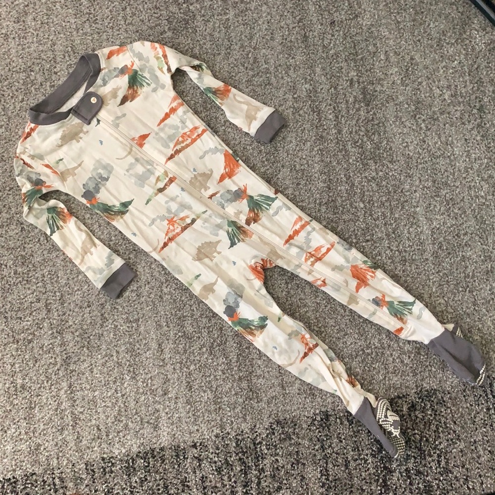 12 M burts bees baby pajama onesie dinosaurs